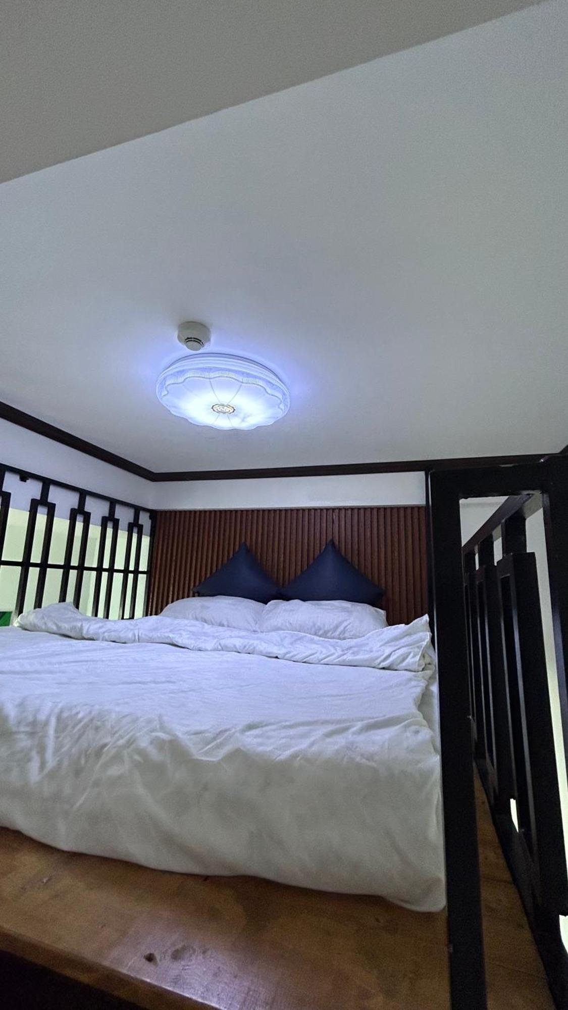Kurlix Suites Of Azure North Pampanga Esterno foto